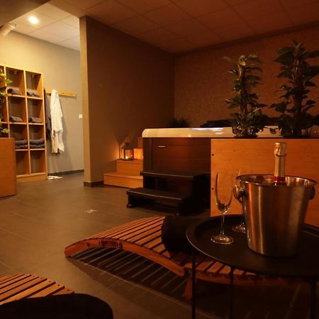 Hotel Banik Nitrianske Rudno Zewnętrze zdjęcie
