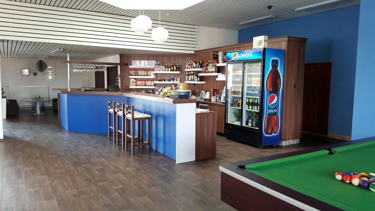Hotel Banik Nitrianske Rudno Zewnętrze zdjęcie