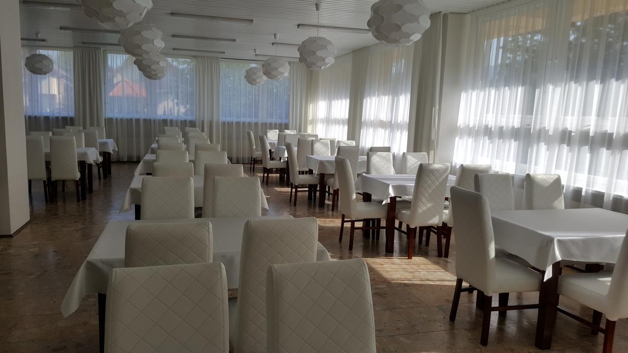 Hotel Banik Nitrianske Rudno Zewnętrze zdjęcie