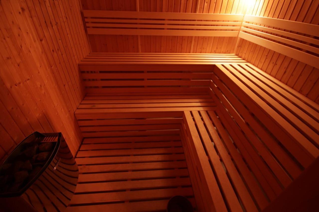 Hotel Banik Nitrianske Rudno Zewnętrze zdjęcie